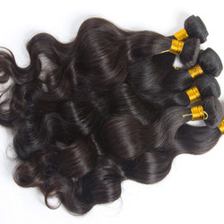 4 pcs Body Wave 8A Bundles de cheveux vierges brésiliens noirs naturels